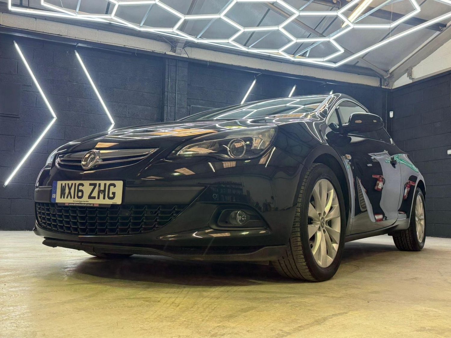 Used Vauxhall Astra GTC 2016 for sale - 76725753: Photo 10