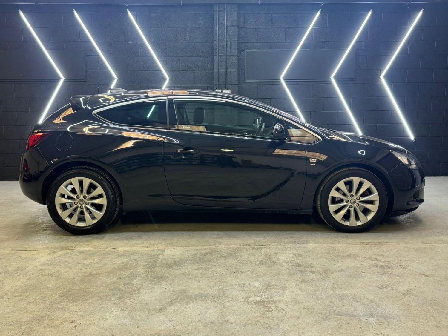 Used Vauxhall Astra GTC 2016 for sale - 76725753: Photo 23