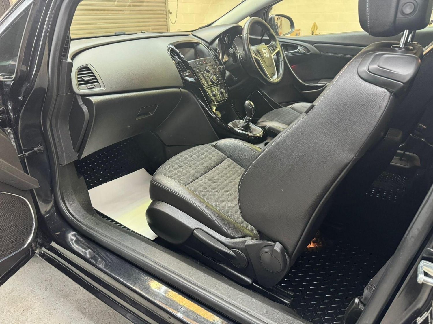 Used Vauxhall Astra GTC 2016 for sale - 76725753: Photo 35