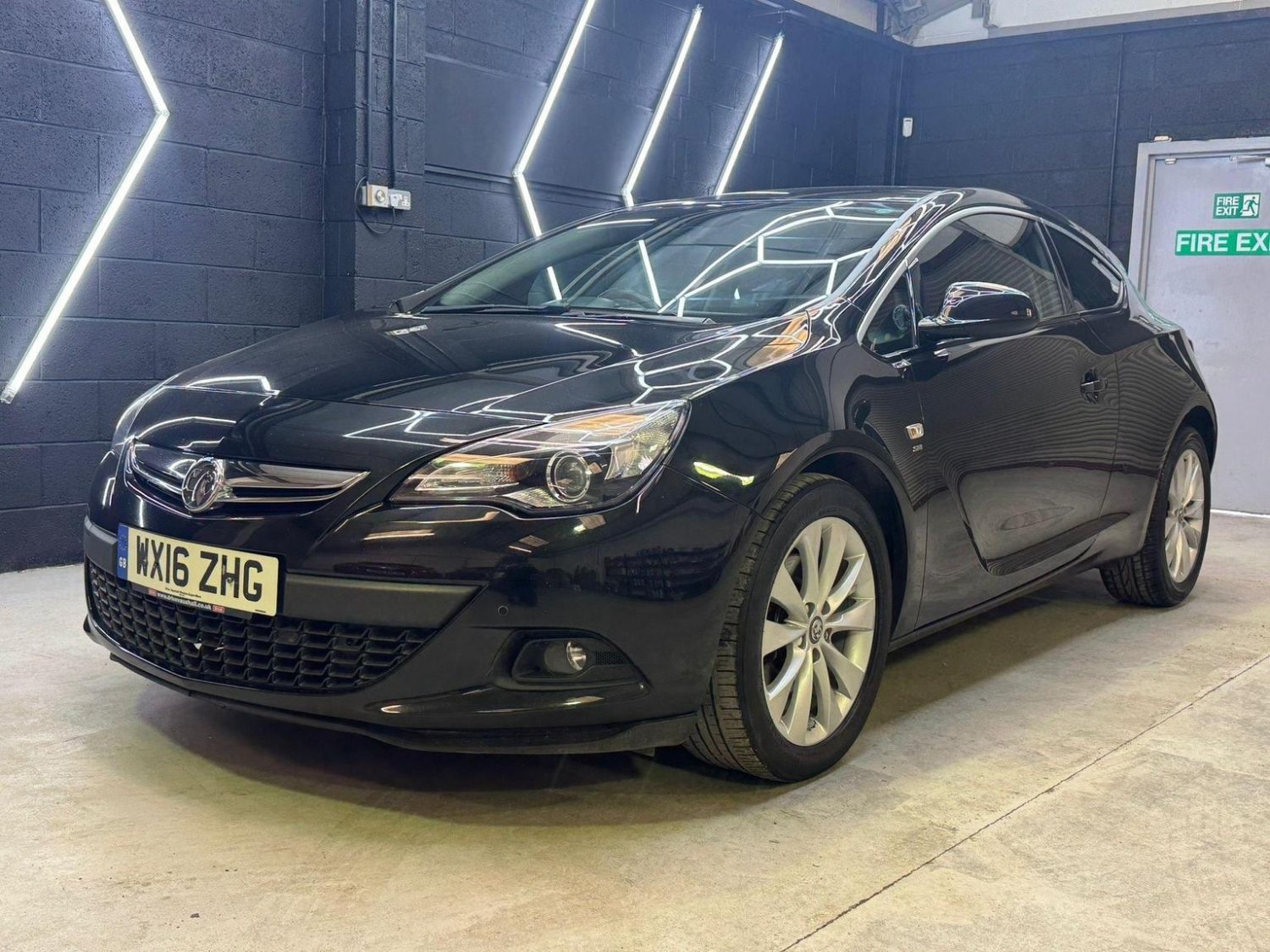 Used Vauxhall Astra GTC 2016 for sale - 76725753: Photo 4