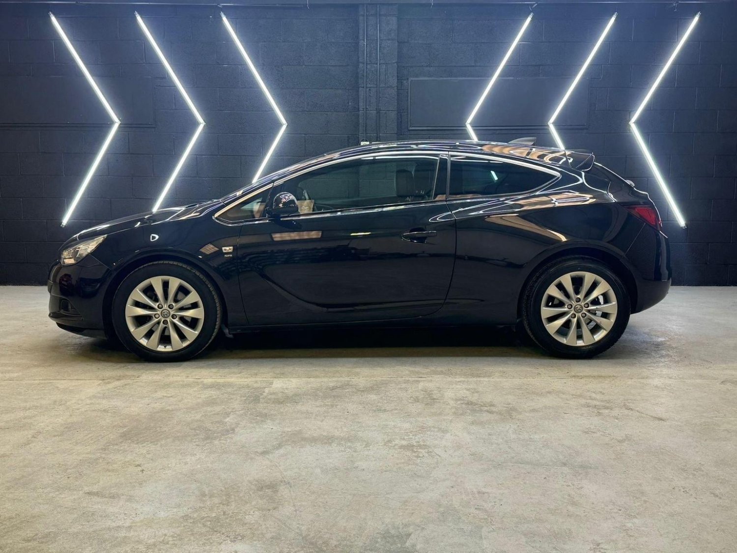 Used Vauxhall Astra GTC 2016 for sale - 76725753: Photo 6