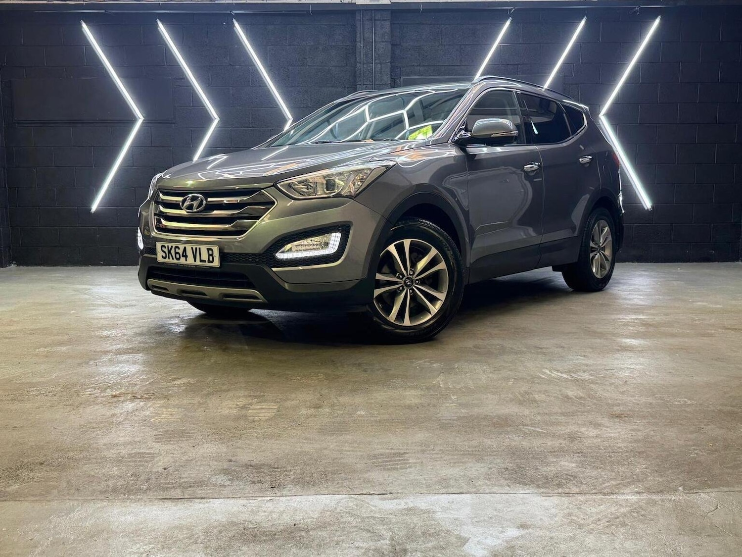 Used Hyundai Santa Fe 2014 for sale - 76725755: Photo 11