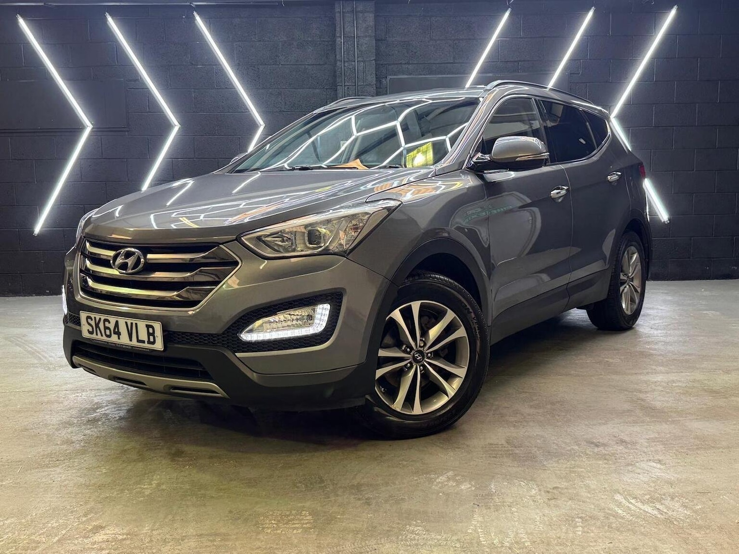 Used Hyundai Santa Fe 2014 for sale - 76725755: Photo 14