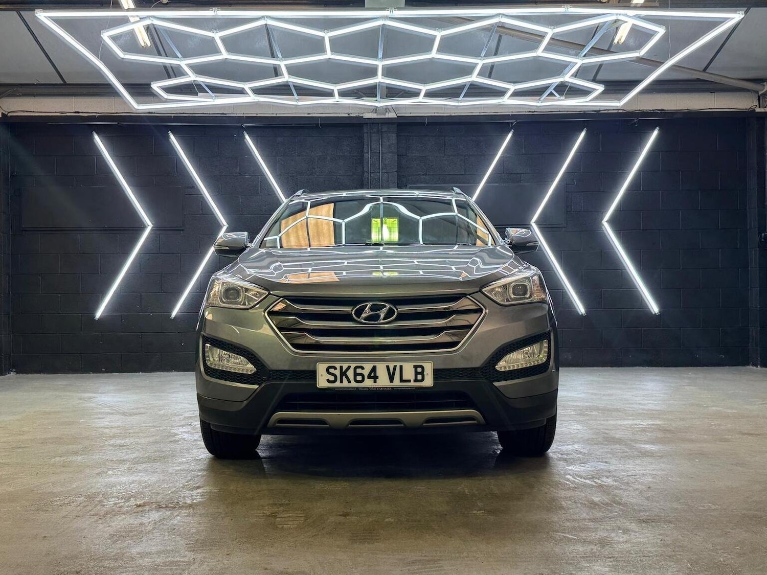 Used Hyundai Santa Fe 2014 for sale - 76725755: Photo 16