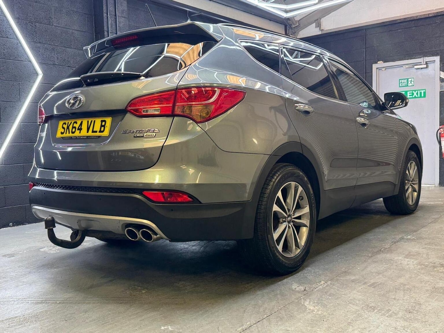 Used Hyundai Santa Fe 2014 for sale - 76725755: Photo 24