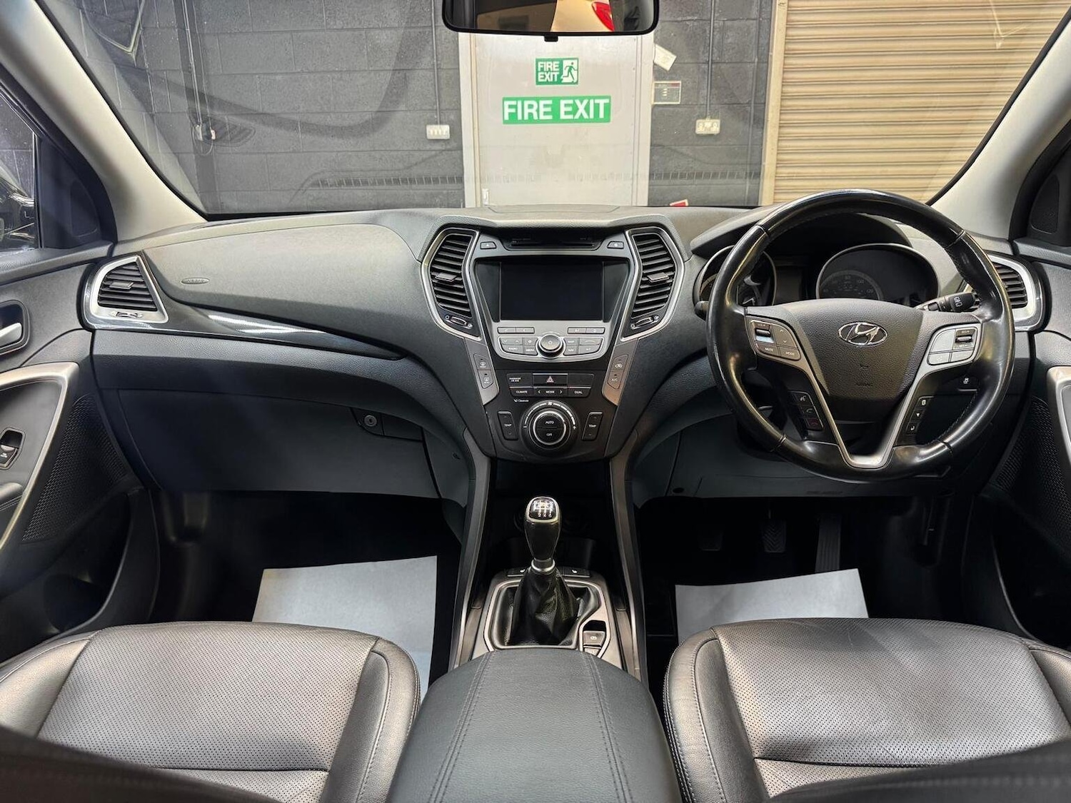 Used Hyundai Santa Fe 2014 for sale - 76725755: Photo 32