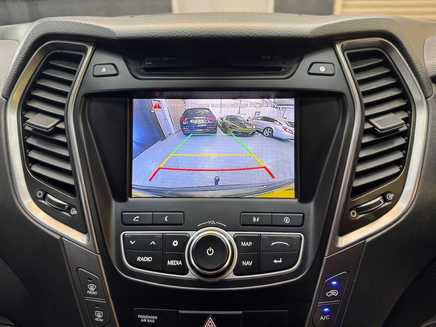 Used Hyundai Santa Fe 2014 for sale - 76725755: Photo 41