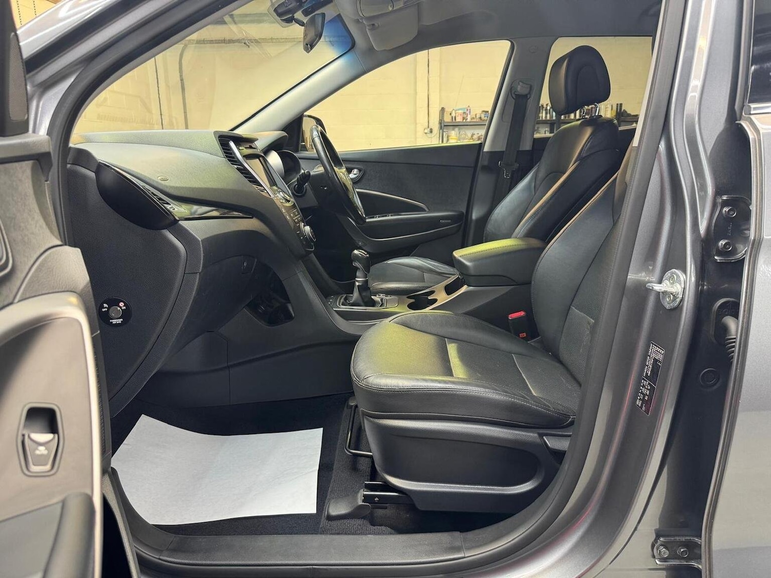 Used Hyundai Santa Fe 2014 for sale - 76725755: Photo 44