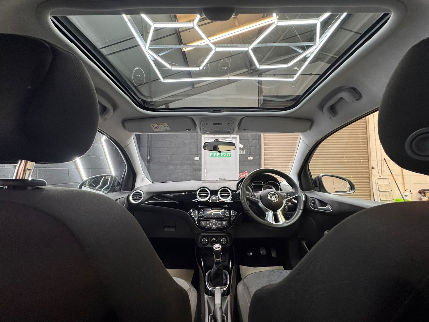 Used Vauxhall ADAM 2017 for sale - 77830151: Photo 3