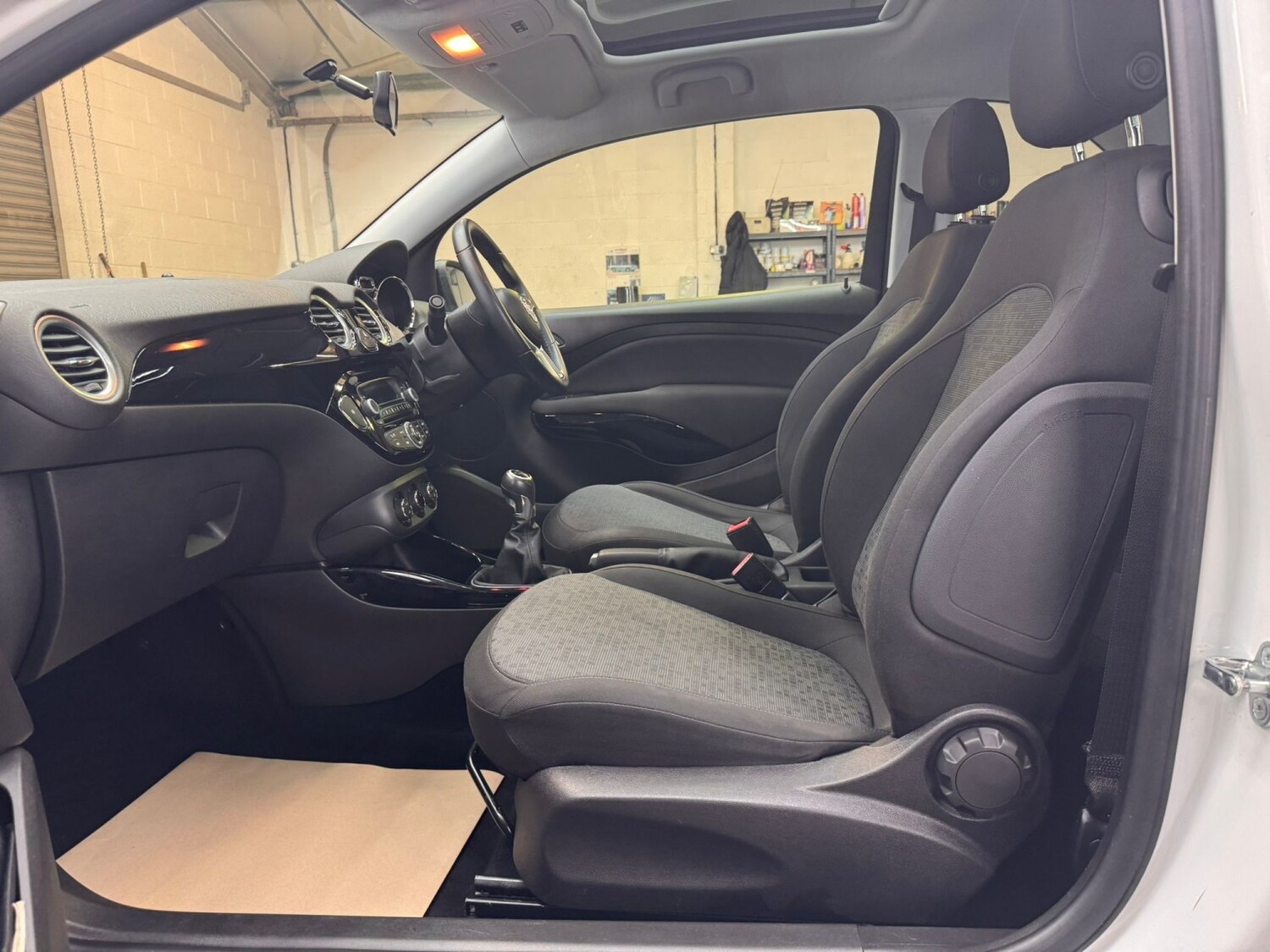 Used Vauxhall ADAM 2017 for sale - 77830151: Photo 43