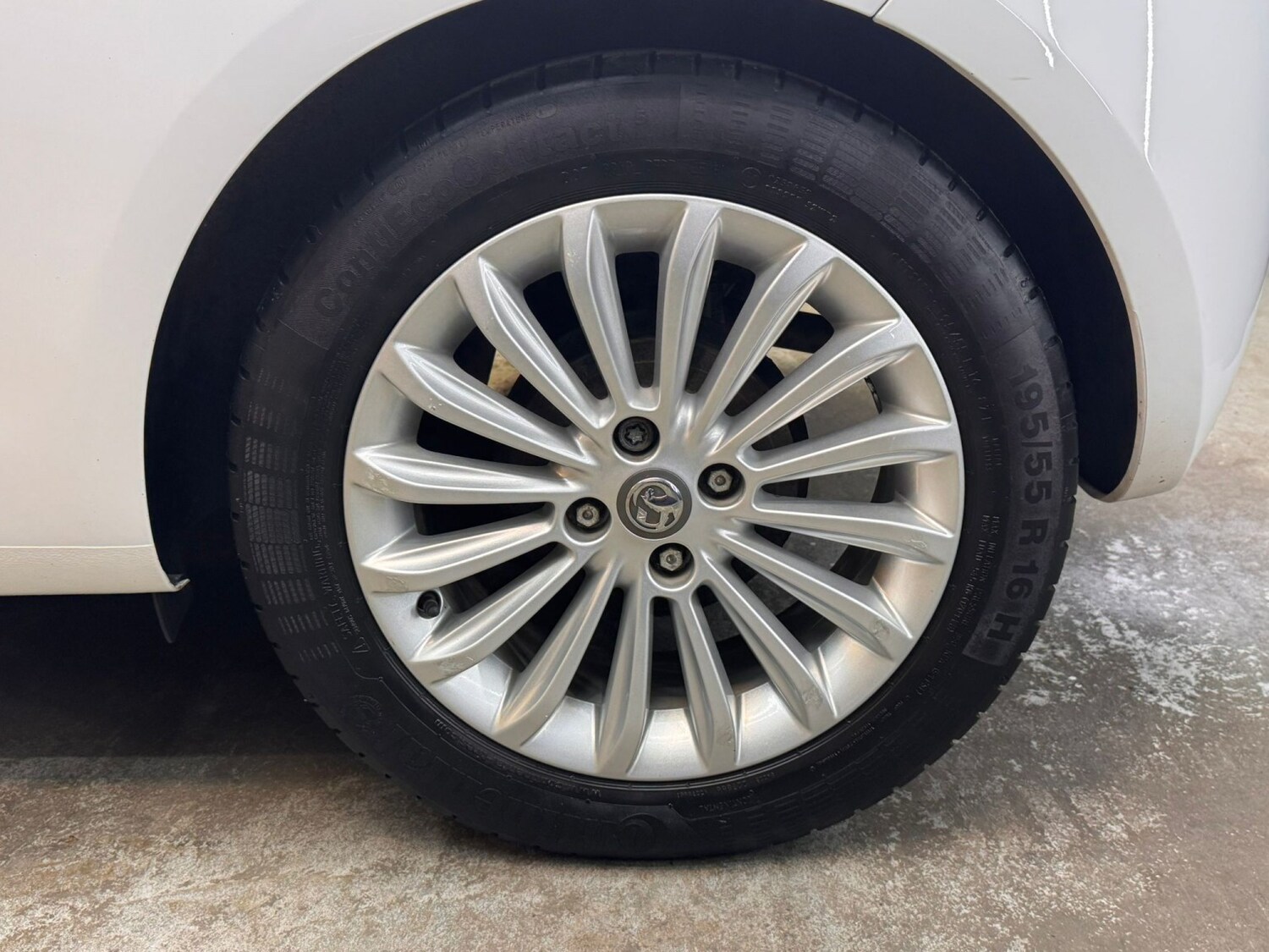 Used Vauxhall ADAM 2017 for sale - 77830151: Photo 47