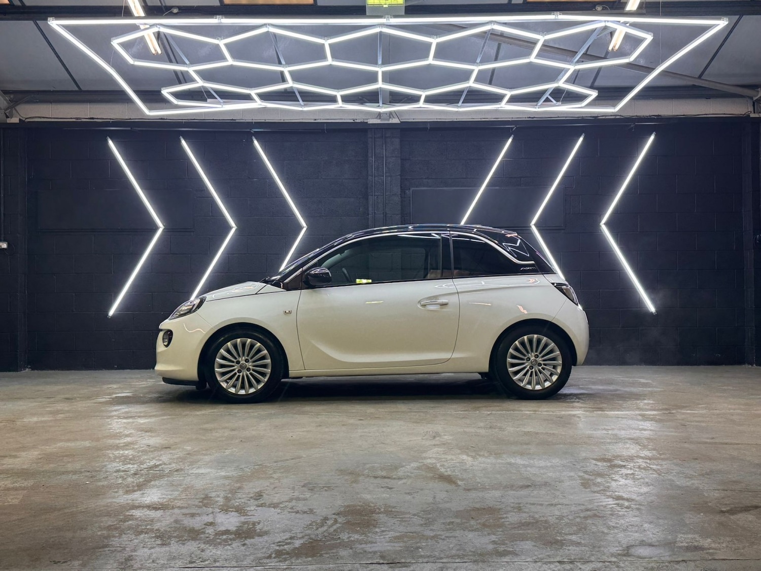 Used Vauxhall ADAM 2017 for sale - 77830151: Photo 7