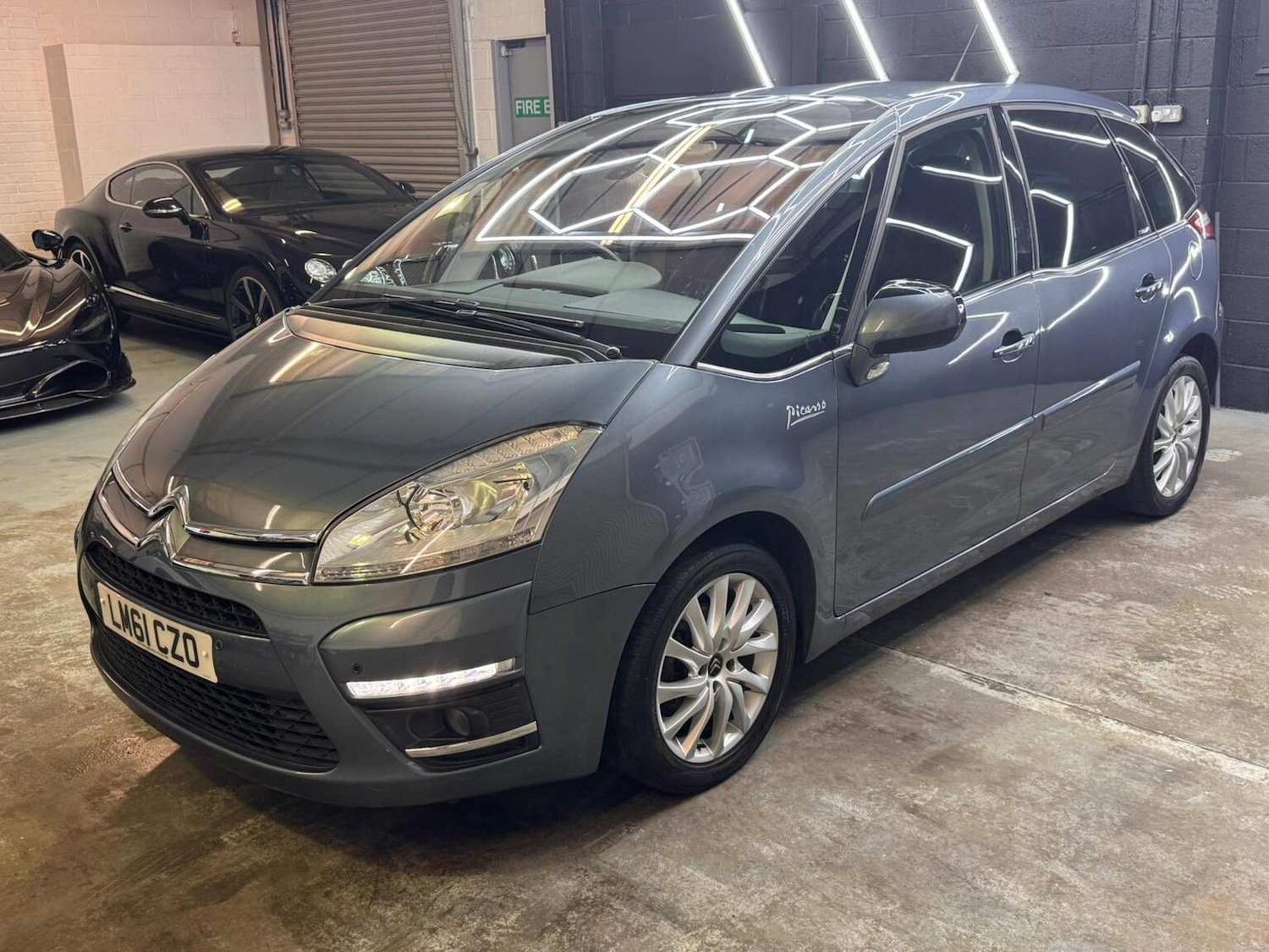 Used Citroen C4 Picasso 2011 for sale - 77474866: Photo 21