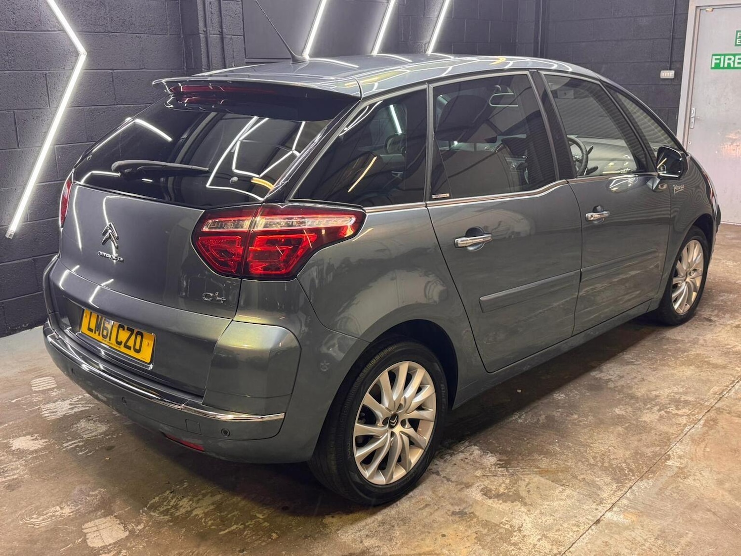 Used Citroen C4 Picasso 2011 for sale - 77474866: Photo 26