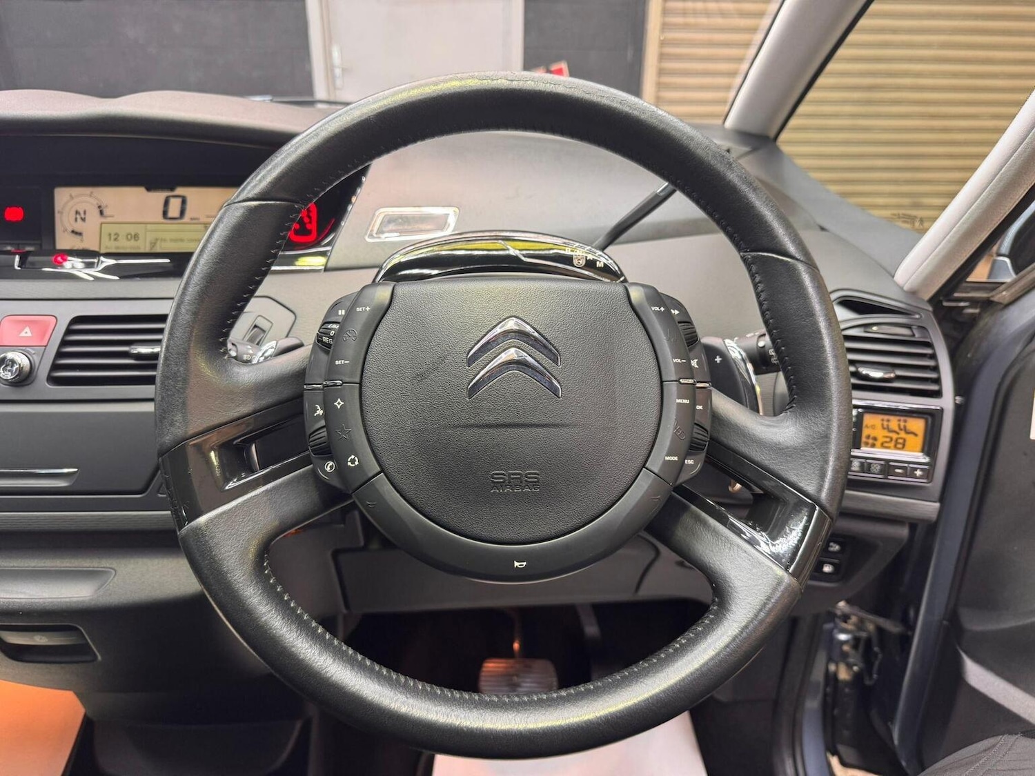 Used Citroen C4 Picasso 2011 for sale - 77474866: Photo 40