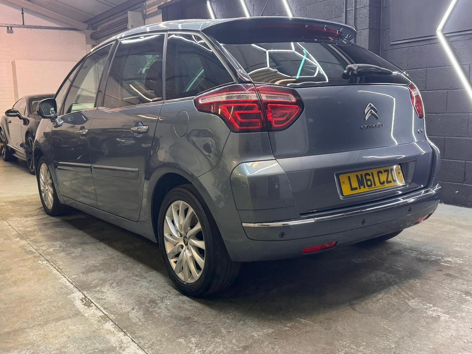 Used Citroen C4 Picasso 2011 for sale - 77474866: Photo 7