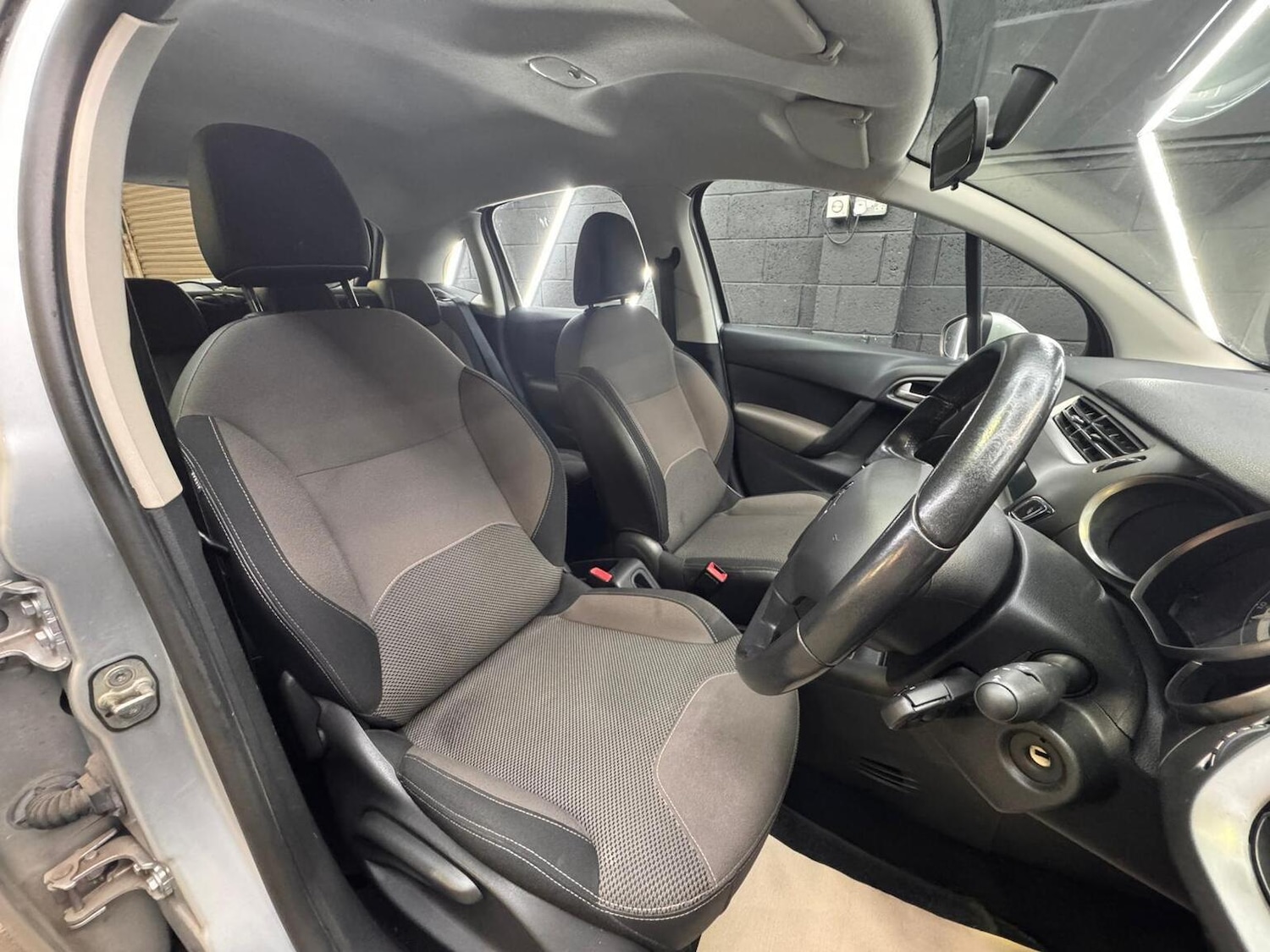 Used Citroen C3 2014 for sale - 76725668: Photo 35