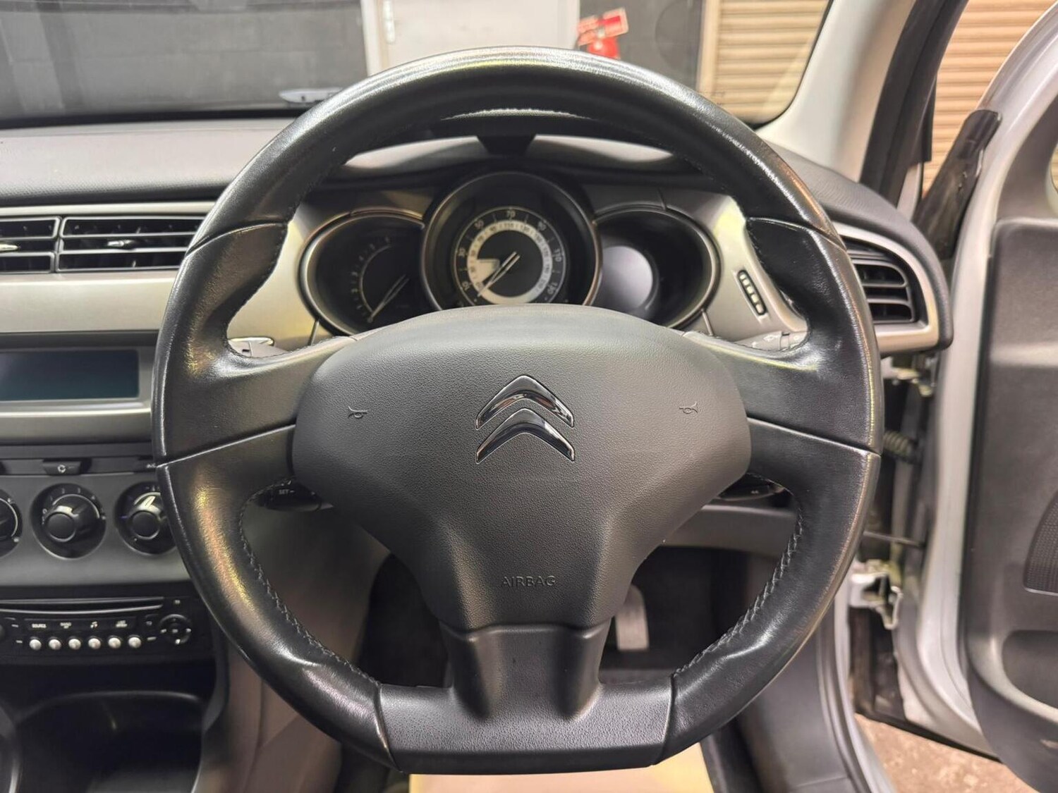 Used Citroen C3 2014 for sale - 76725668: Photo 39