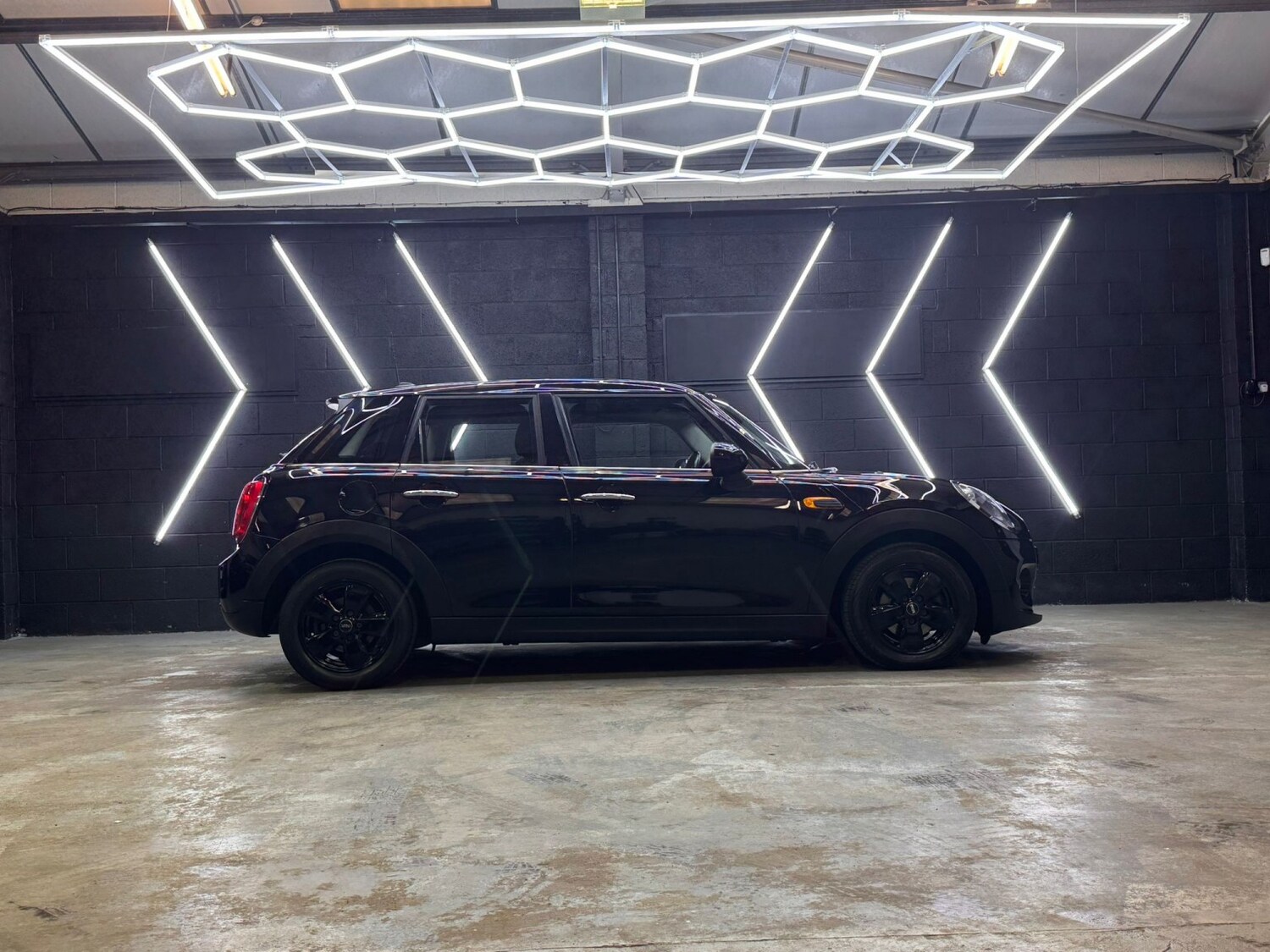 Used MINI Hatch 2016 for sale - 77906688: Photo 28