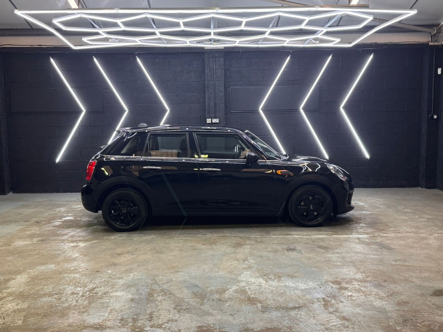 Used MINI Hatch 2016 for sale - 77906688: Photo 29