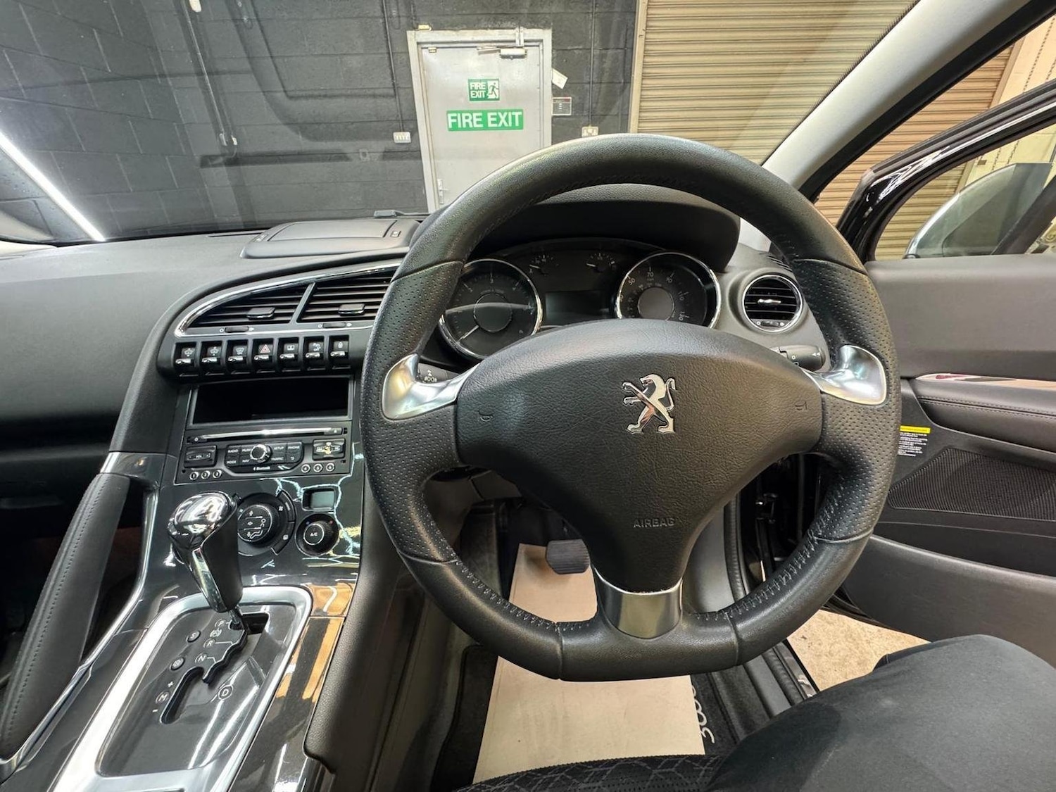 Used Peugeot 3008 2016 for sale - 76725750: Photo 34