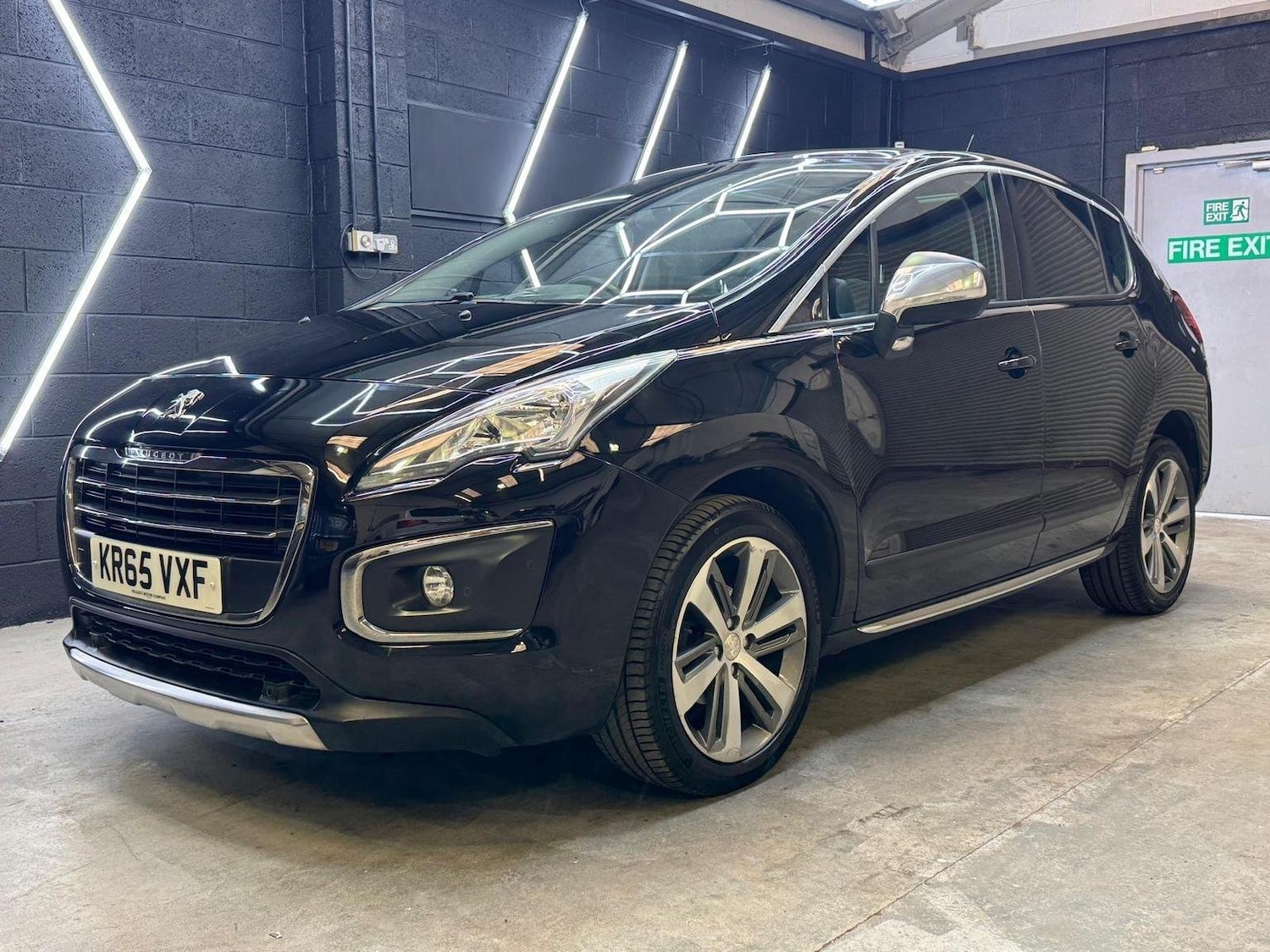 Used Peugeot 3008 2016 for sale - 76725750: Photo 4