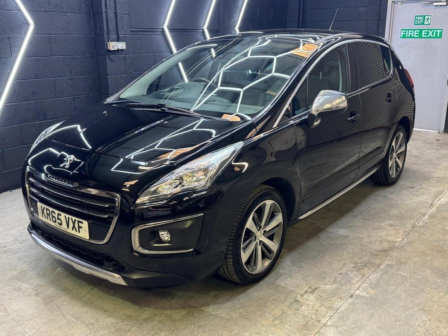 Used Peugeot 3008 2016 for sale - 76725750: Photo 5