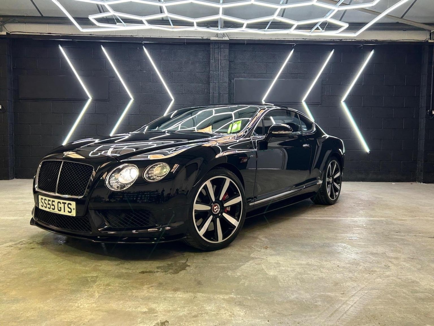 Used Bentley Continental 2014 for sale - 76725756: Photo 3