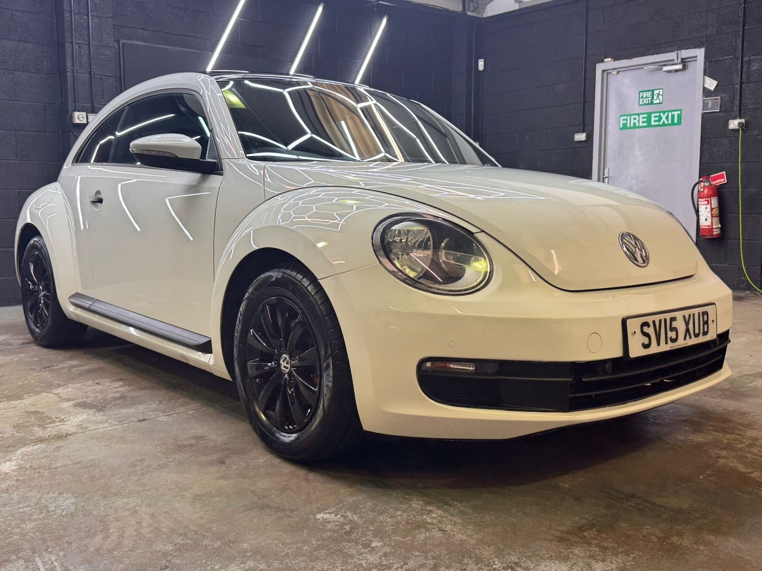 Used Volkswagen Beetle 2015 for sale - 77494795: Photo 21