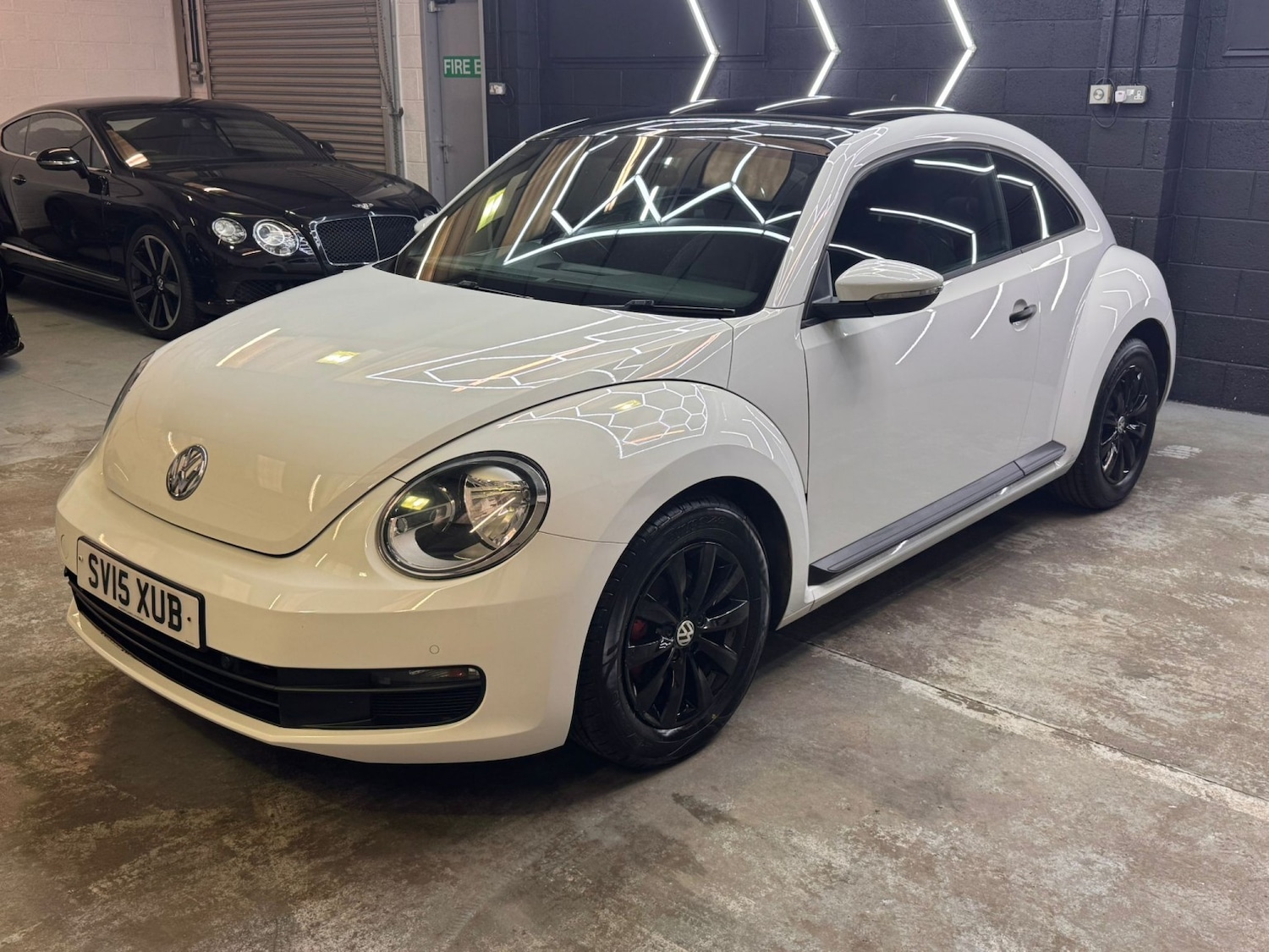 Used Volkswagen Beetle 2015 for sale - 77494795: Photo 22