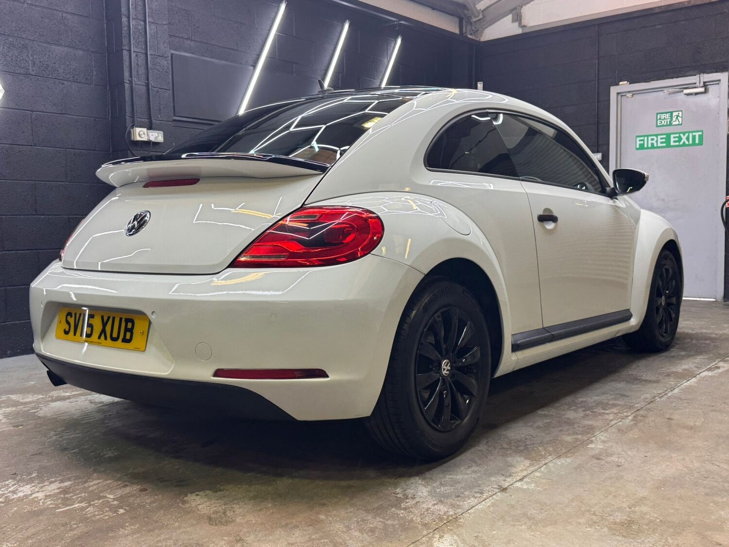 Used Volkswagen Beetle 2015 for sale - 77494795: Photo 27