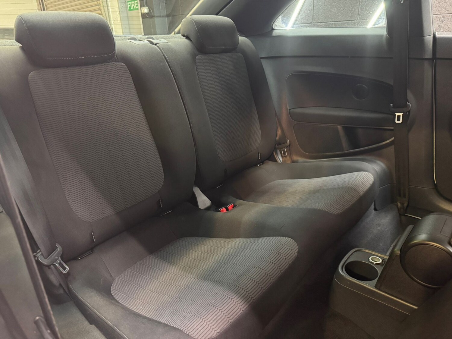 Used Volkswagen Beetle 2015 for sale - 77494795: Photo 43