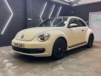 Used Volkswagen Beetle 2015 for sale - 77494795: Photo