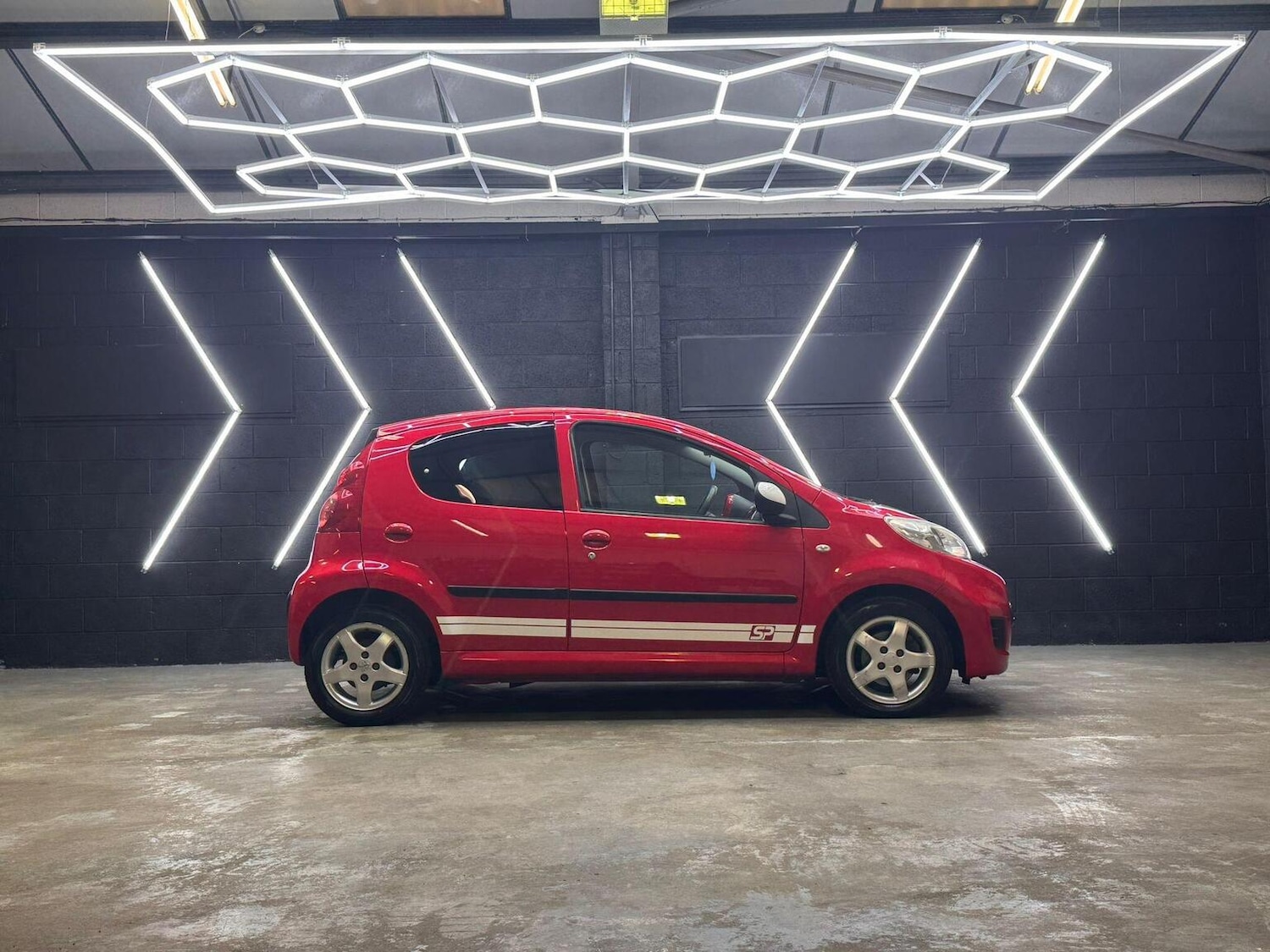 Used Peugeot 107 2011 for sale - 77162239: Photo 17