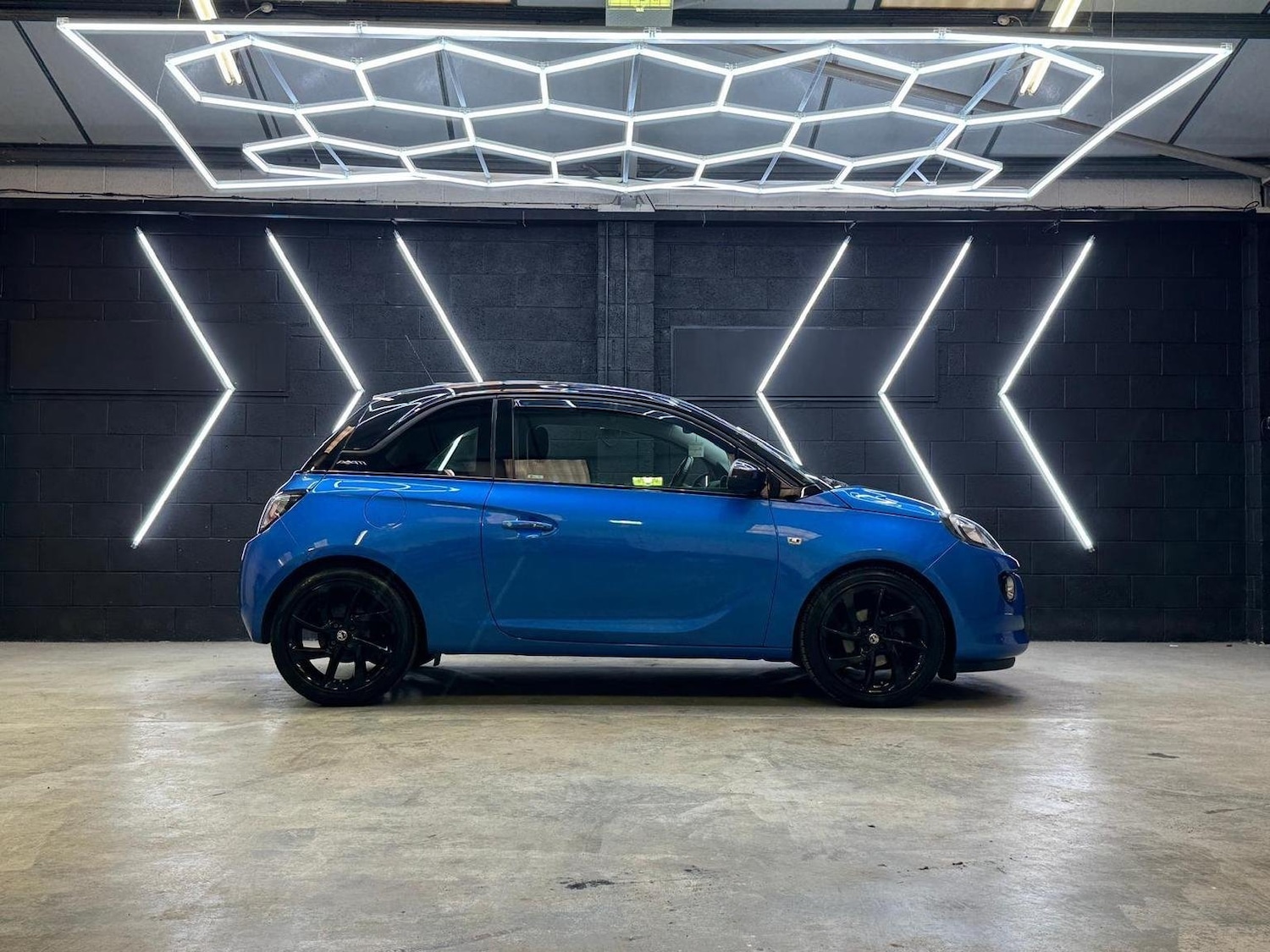 Used Vauxhall ADAM 2016 for sale - 76725735: Photo 25