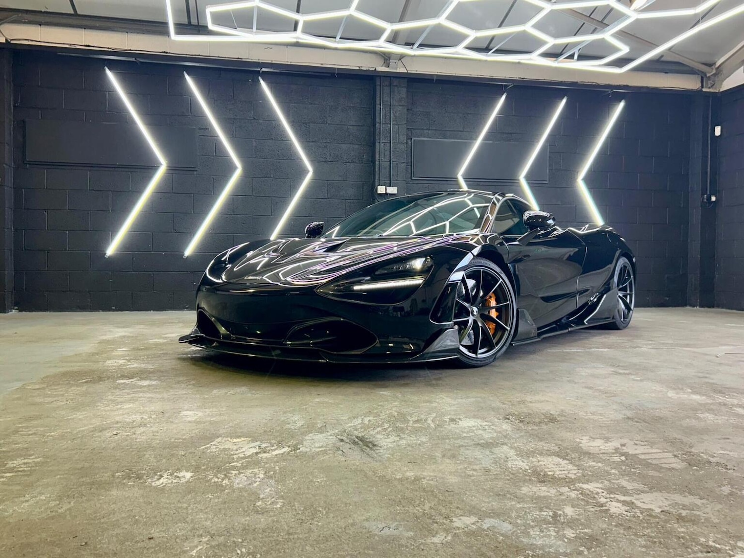 Used McLaren 720S 2019 for sale - 76725575: Photo 22
