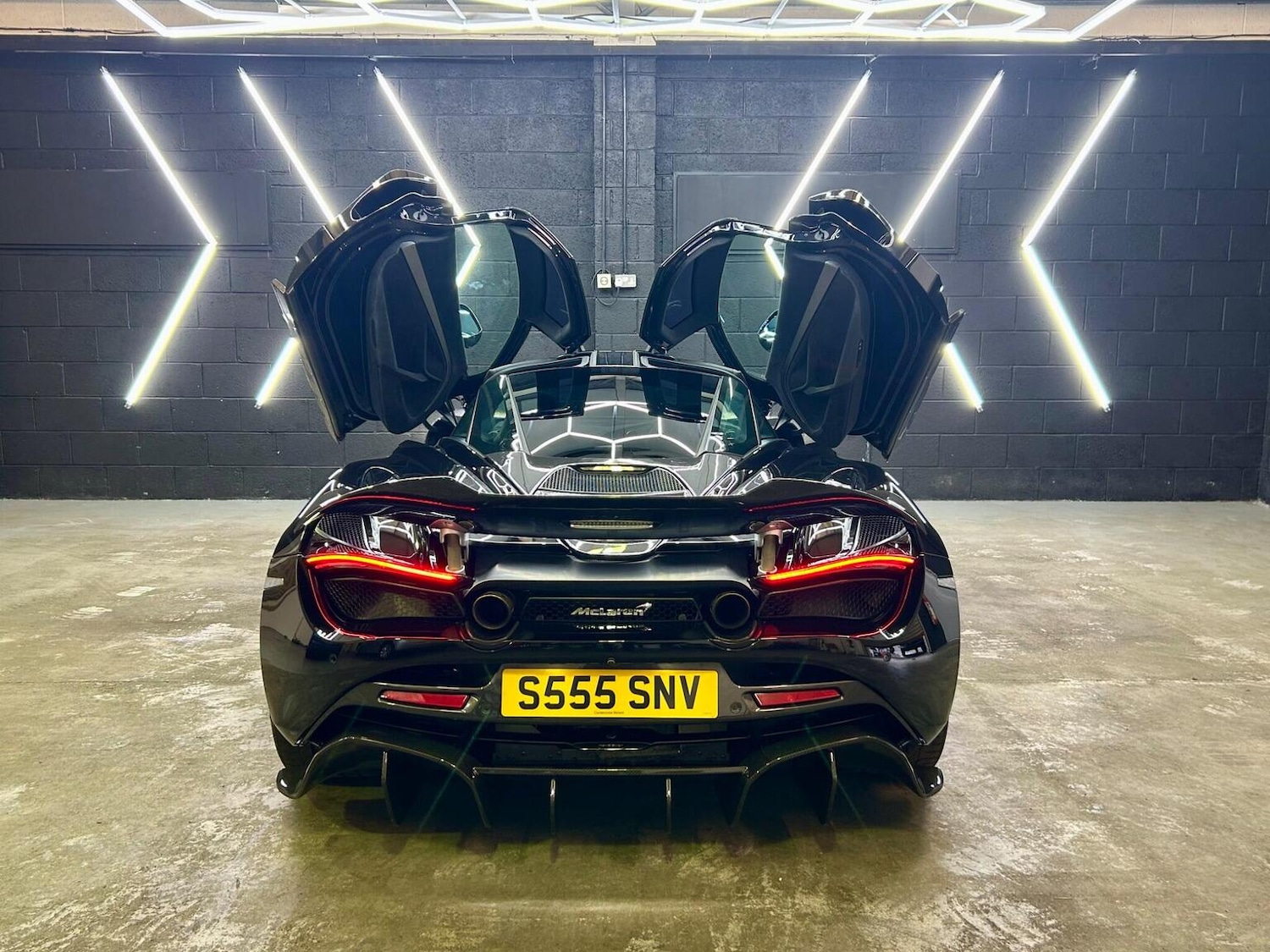Used McLaren 720S 2019 for sale - 76725575: Photo 25