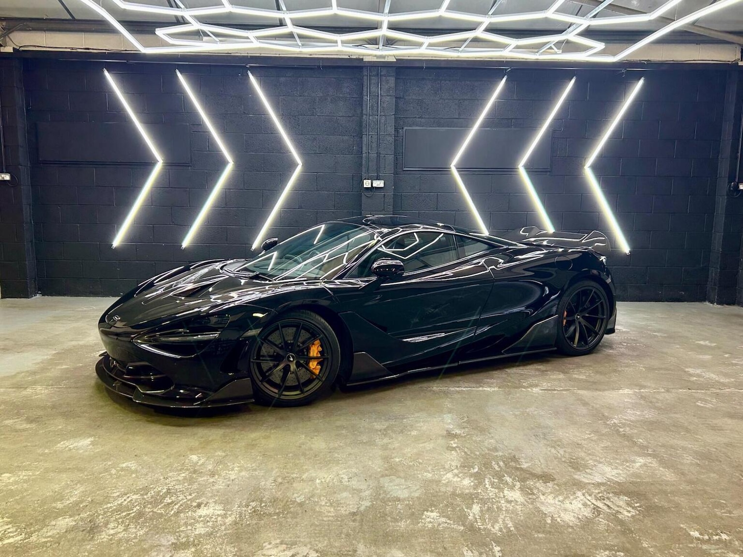 Used McLaren 720S 2019 for sale - 76725575: Photo 34