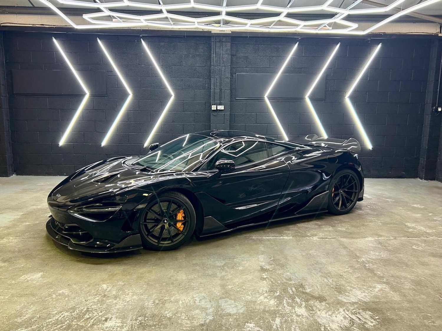 Used McLaren 720S 2019 for sale - 76725575: Photo 35