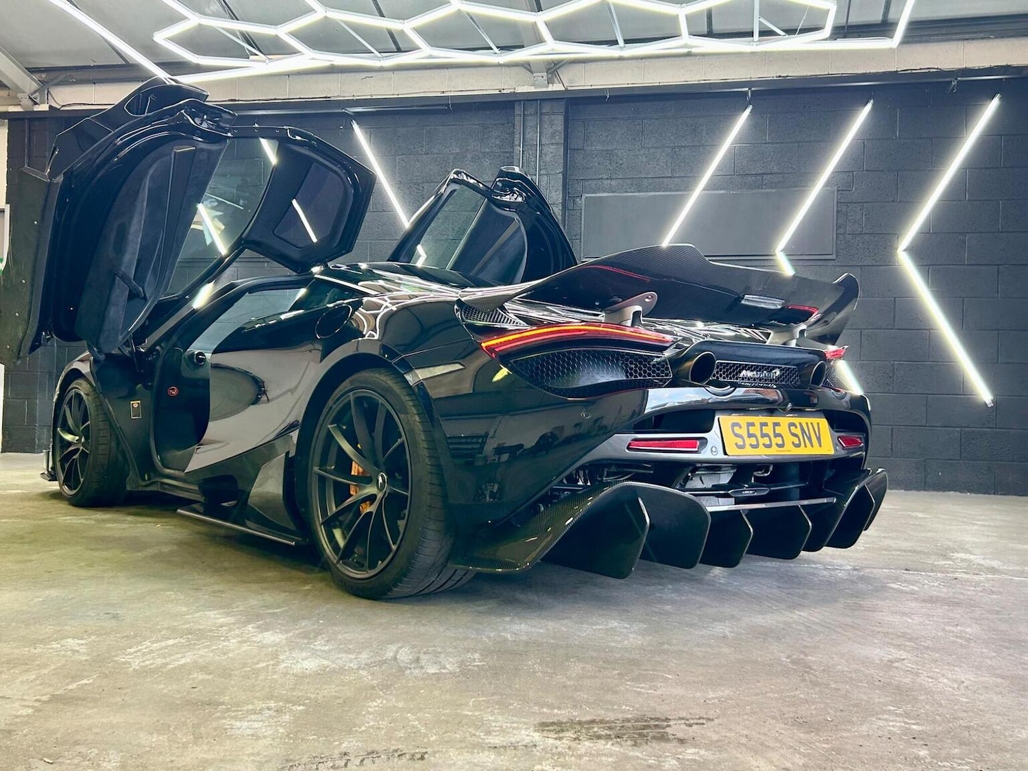 Used McLaren 720S 2019 for sale - 76725575: Photo 4