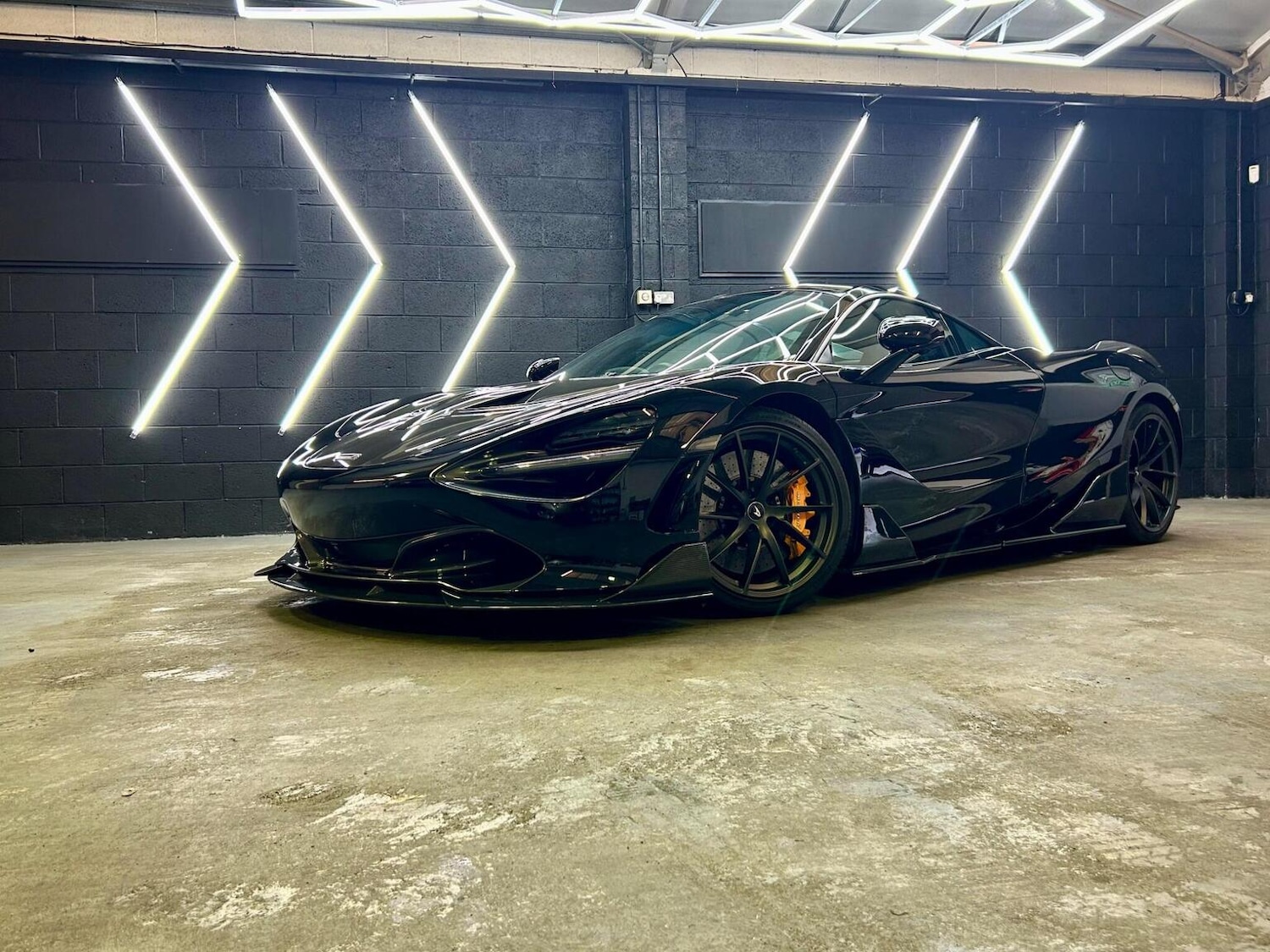 Used McLaren 720S 2019 for sale - 76725575: Photo 40