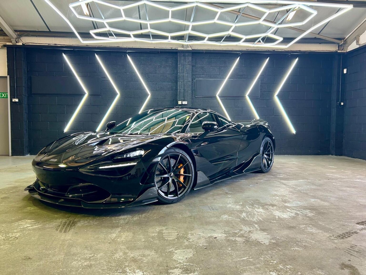 Used McLaren 720S 2019 for sale - 76725575: Photo 8