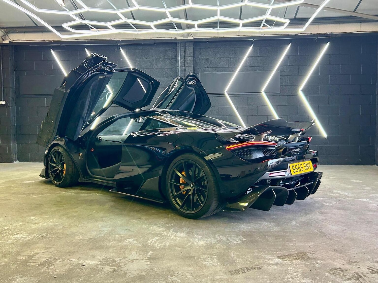 Used McLaren 720S 2019 for sale - 76725575: Photo 9