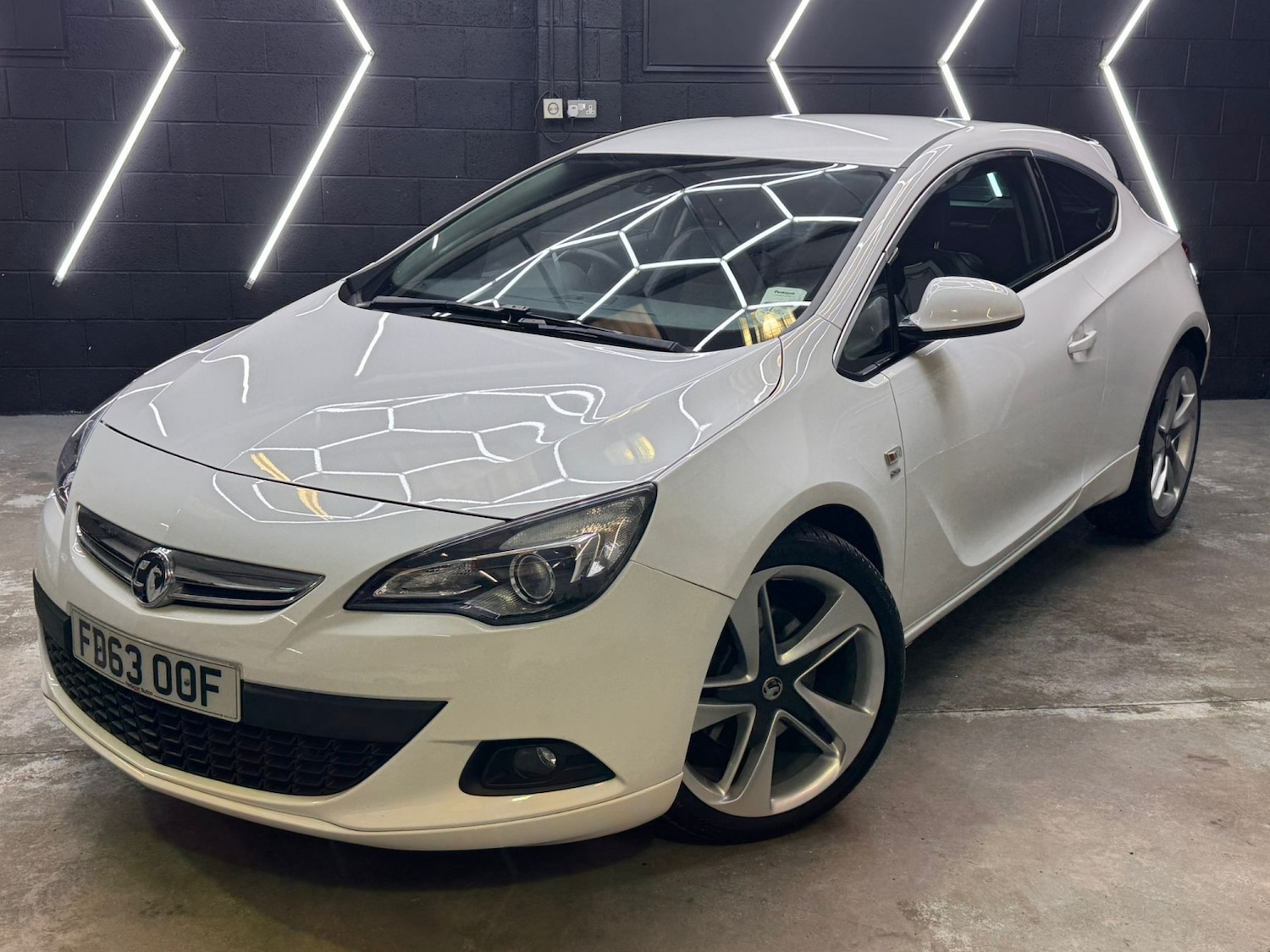 Used Vauxhall Astra GTC 2014 for sale - 77609877: Photo 14