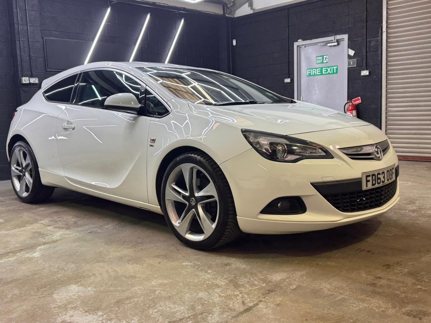 Used Vauxhall Astra GTC 2014 for sale - 77609877: Photo 22