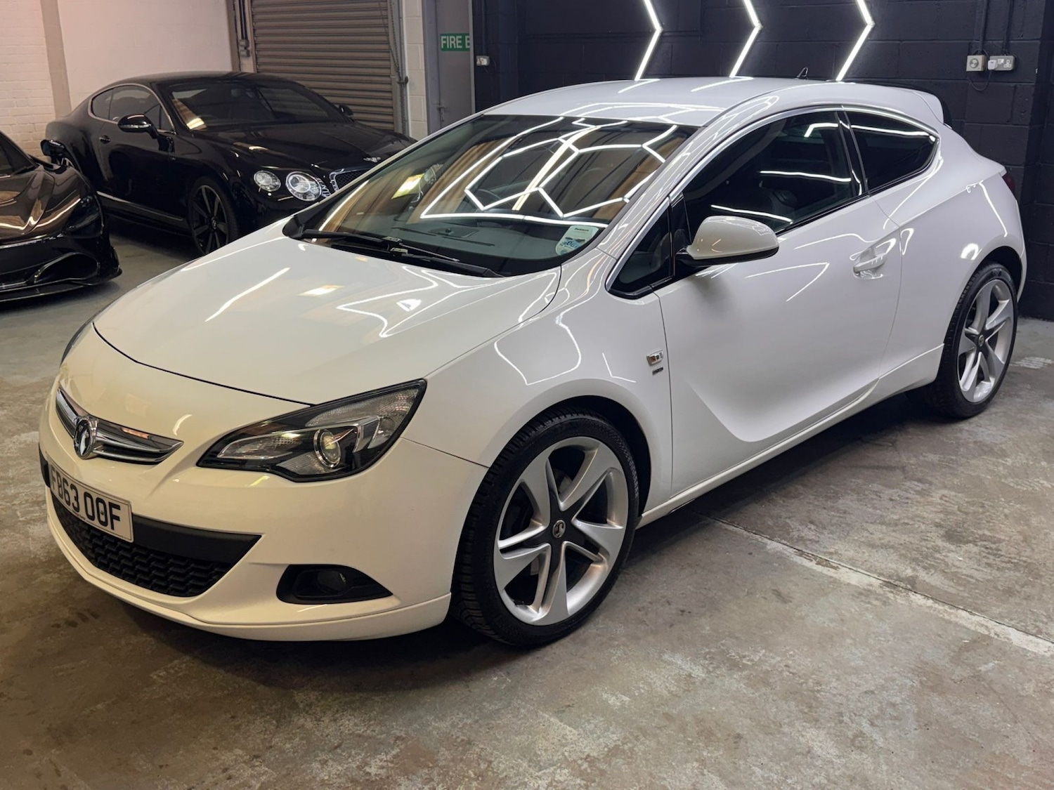 Used Vauxhall Astra GTC 2014 for sale - 77609877: Photo 23