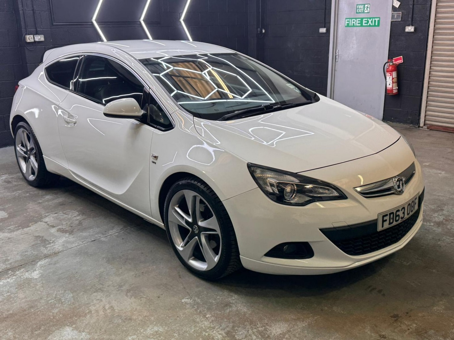 Used Vauxhall Astra GTC 2014 for sale - 77609877: Photo 25