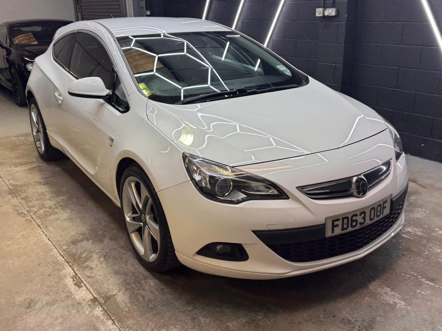 Used Vauxhall Astra GTC 2014 for sale - 77609877: Photo 33