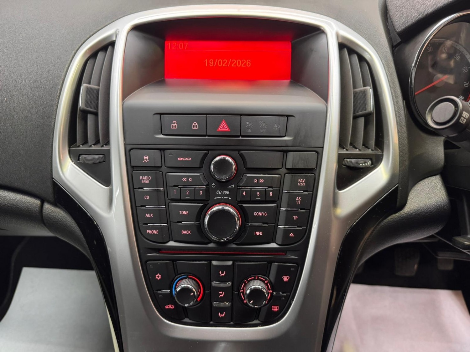 Used Vauxhall Astra GTC 2014 for sale - 77609877: Photo 40