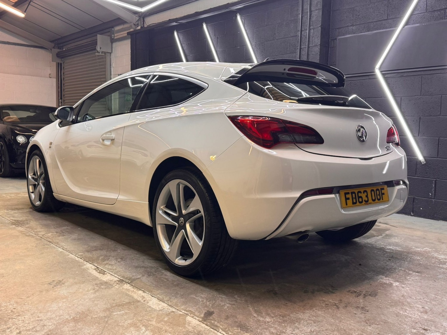 Used Vauxhall Astra GTC 2014 for sale - 77609877: Photo 6